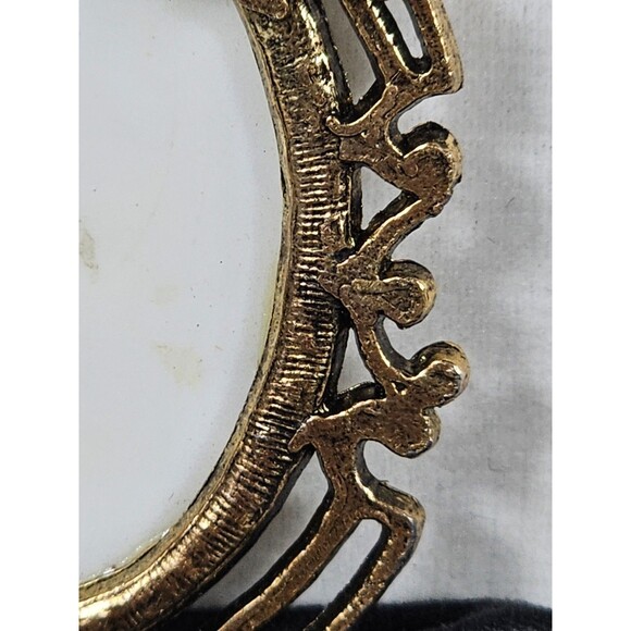 Vintage Goldtone Floral Flower Printed Milk Glass 2.5" Oval Brooch Pin Pendant - Picture 5 of 7